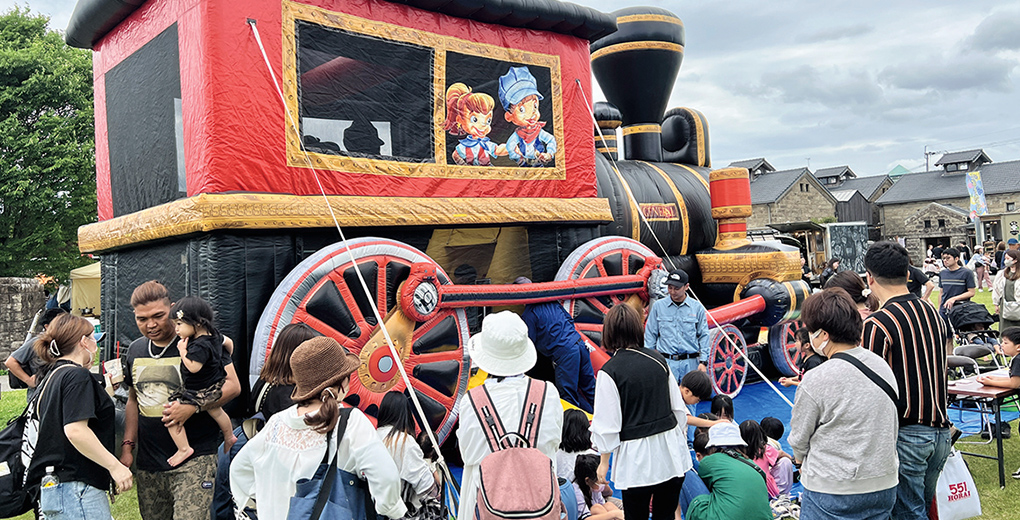 湯前線100周年記念くまてつまつり